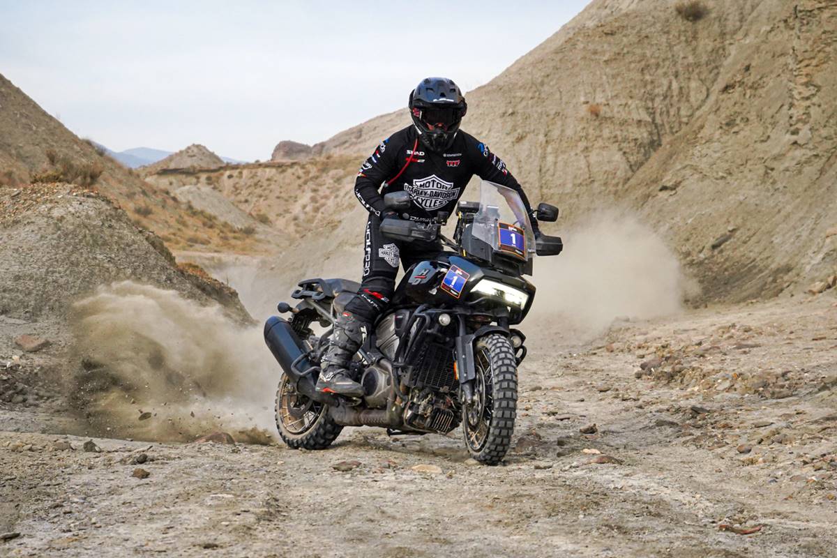 🤯 Del Rally Dakar a la África Eco Race ¡con una Harley-Davidson!