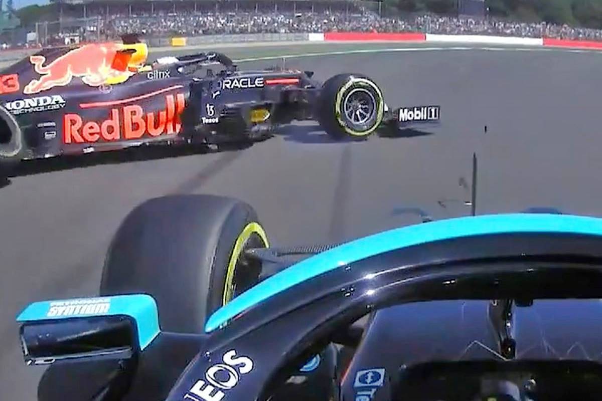 Max Verstappen y Lewis Hamilton crash Silverstone