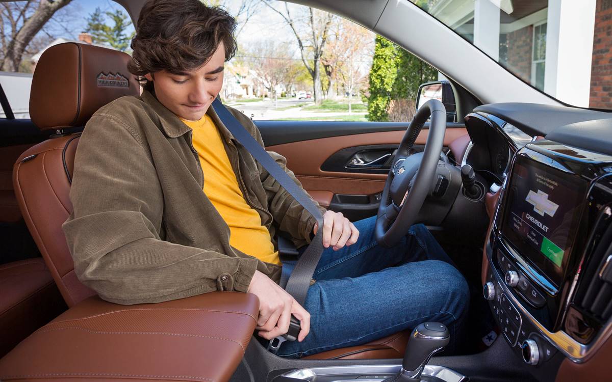 Buckle to Drive: Más seguridad para los conductores adolescentes