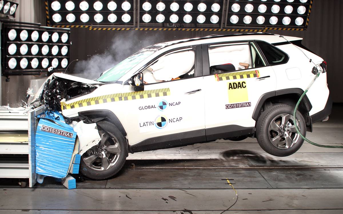 Toyota recibió los premios de Latin NCAP por la seguridad de la nueva RAV4