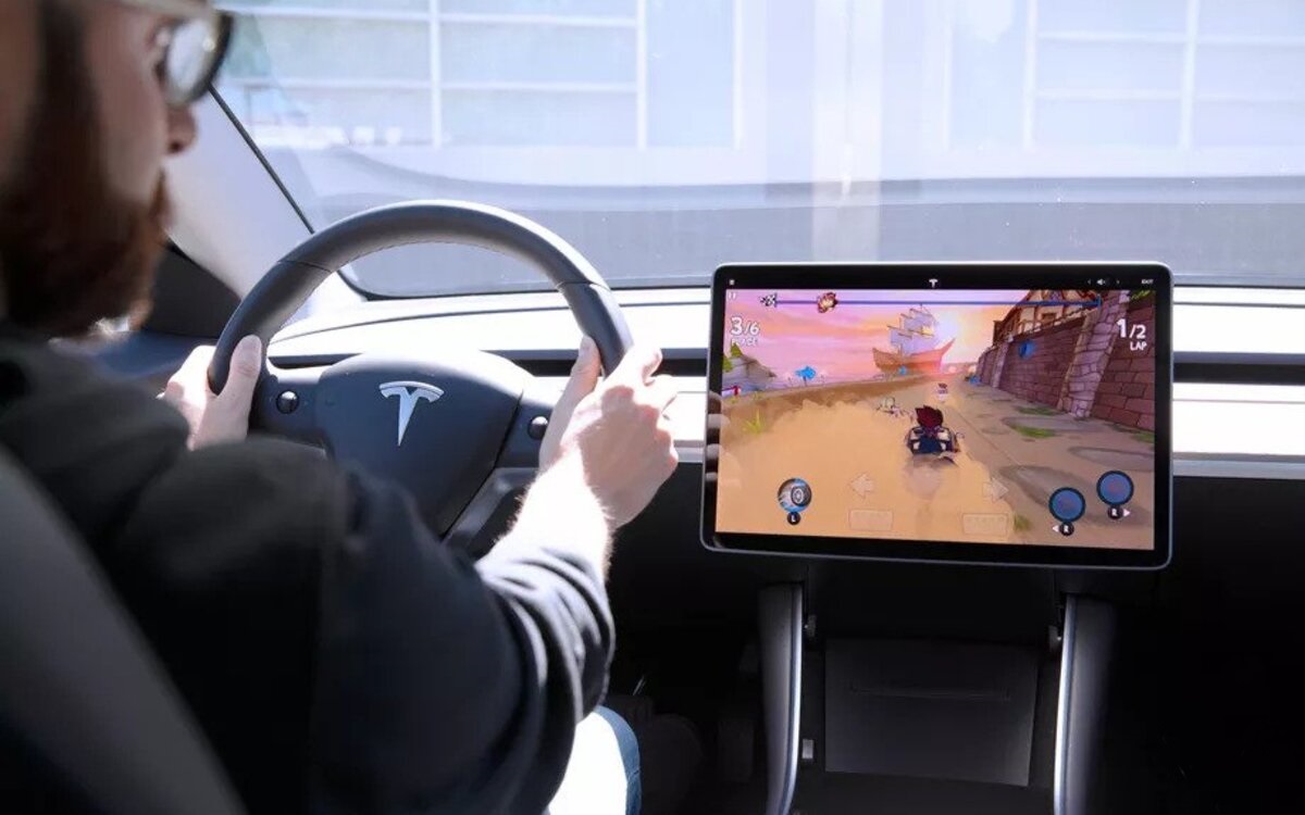 Los Tesla se convierten en consolas de videojuegos