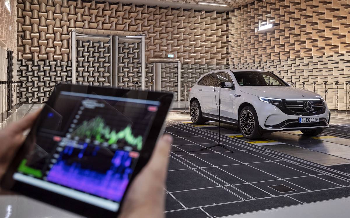Daimler trabaja en el sonido de sus autos eléctricos