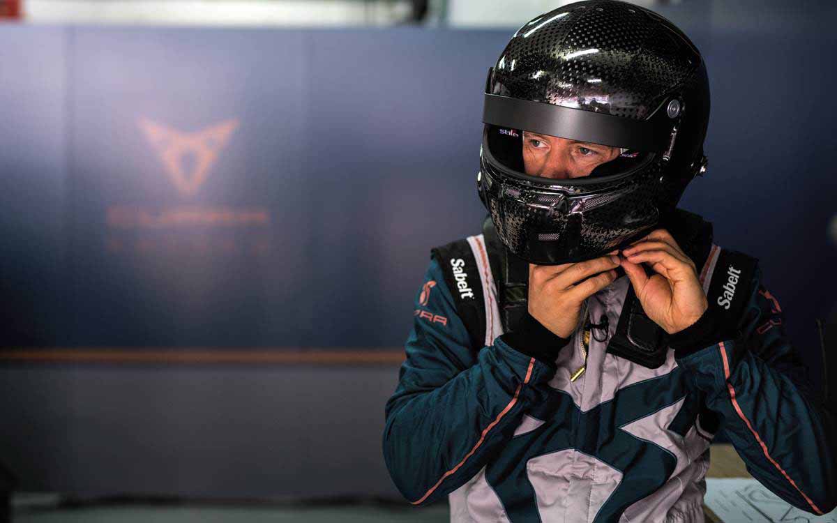 Mattias Ekström quiere hacer ganar al CUPRA e-Racer