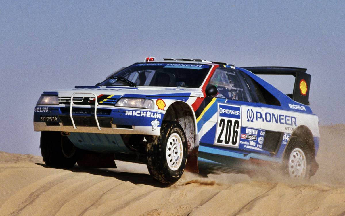 Peugeot 406 T16 Dakar