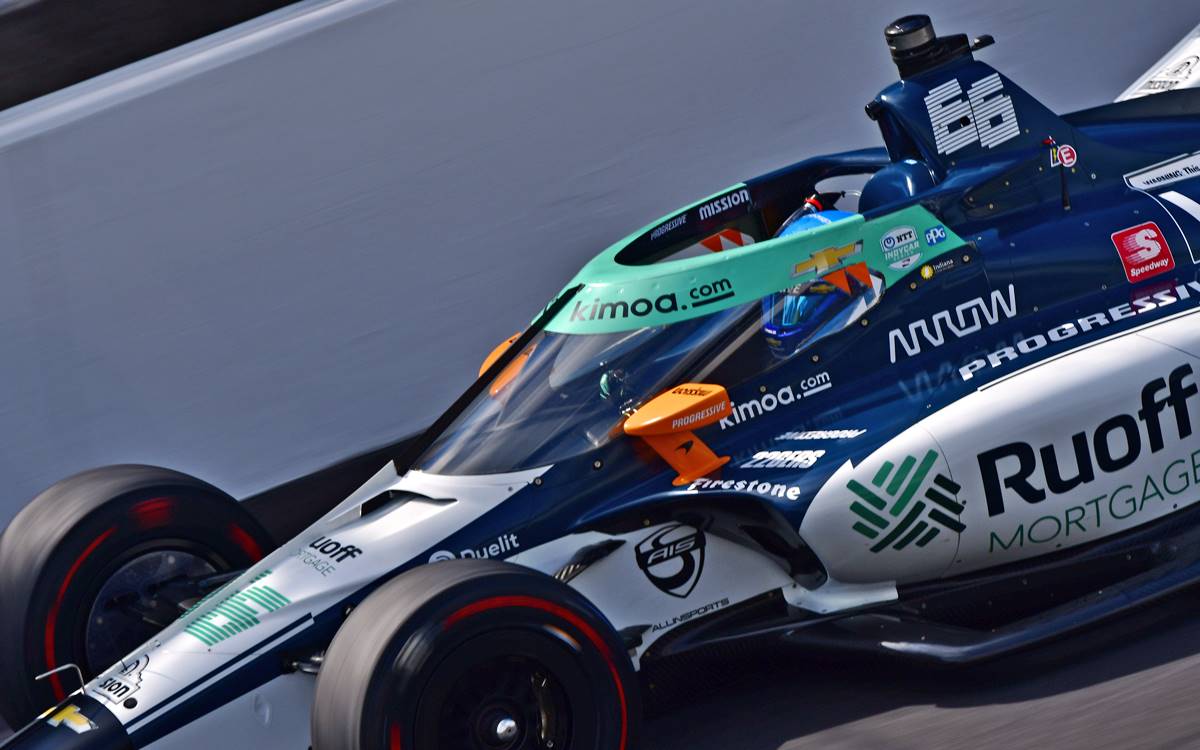Fernando Alonso lejos de la gloria en las Indy 500