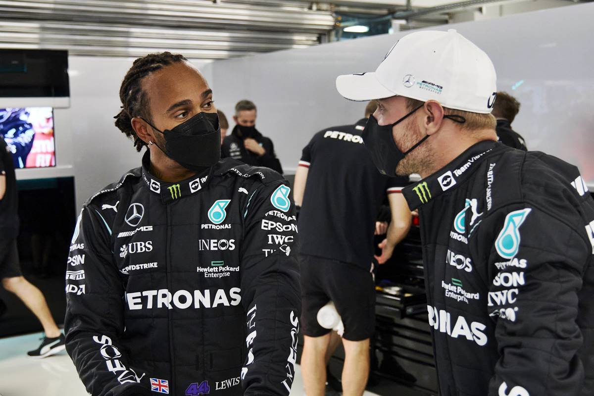 Valtteri Bottas y Lewis Hamilton