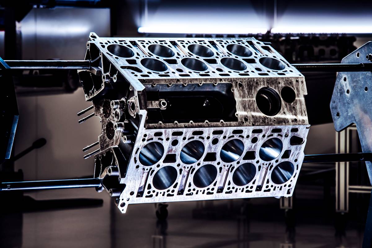 Bugatti W16 Engine