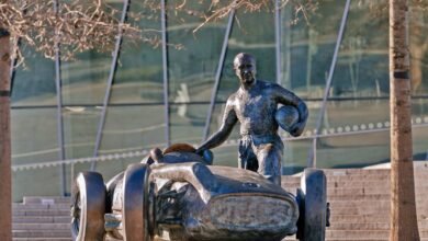 Escultura Juan Manuel Fangio