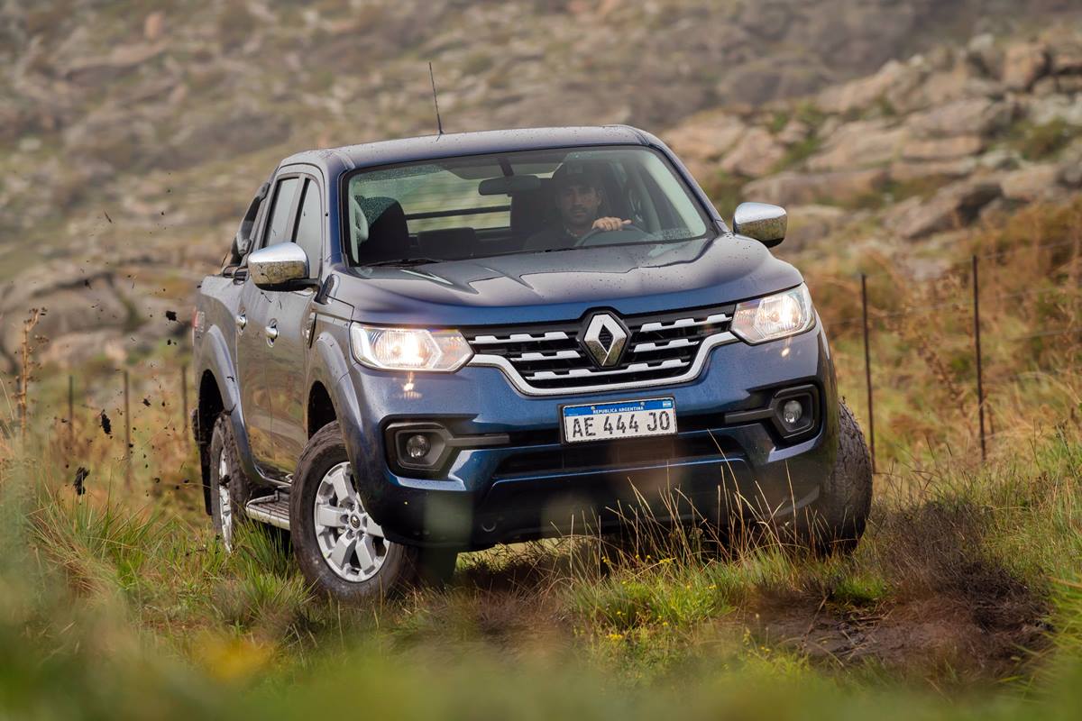 Renault Alaskan: la actualización de la gama se presentó en una nueva Escala Off Road
