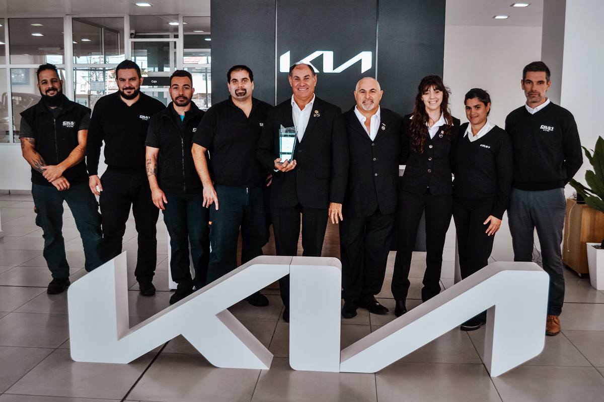 Kia WorldWide premia con su máximo reconocimiento a un concesionario argentino 