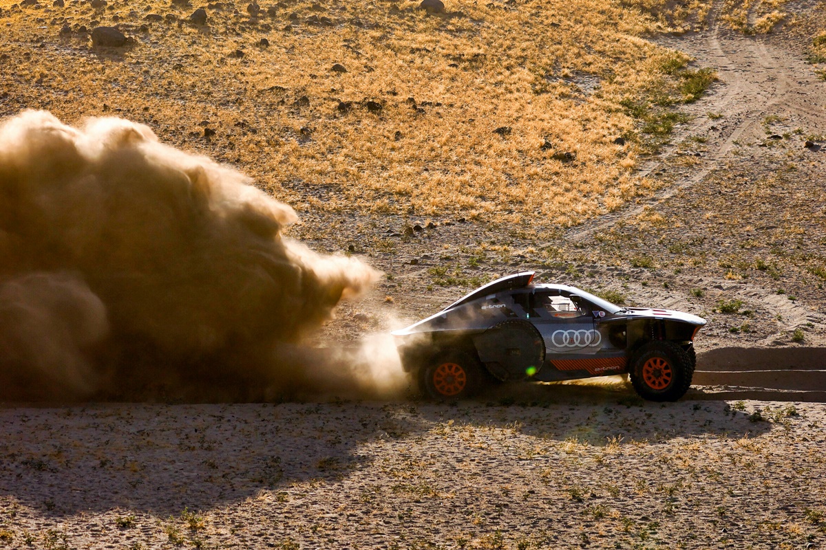 Audi Sport comenzó a preparar el rally Dakar 2024