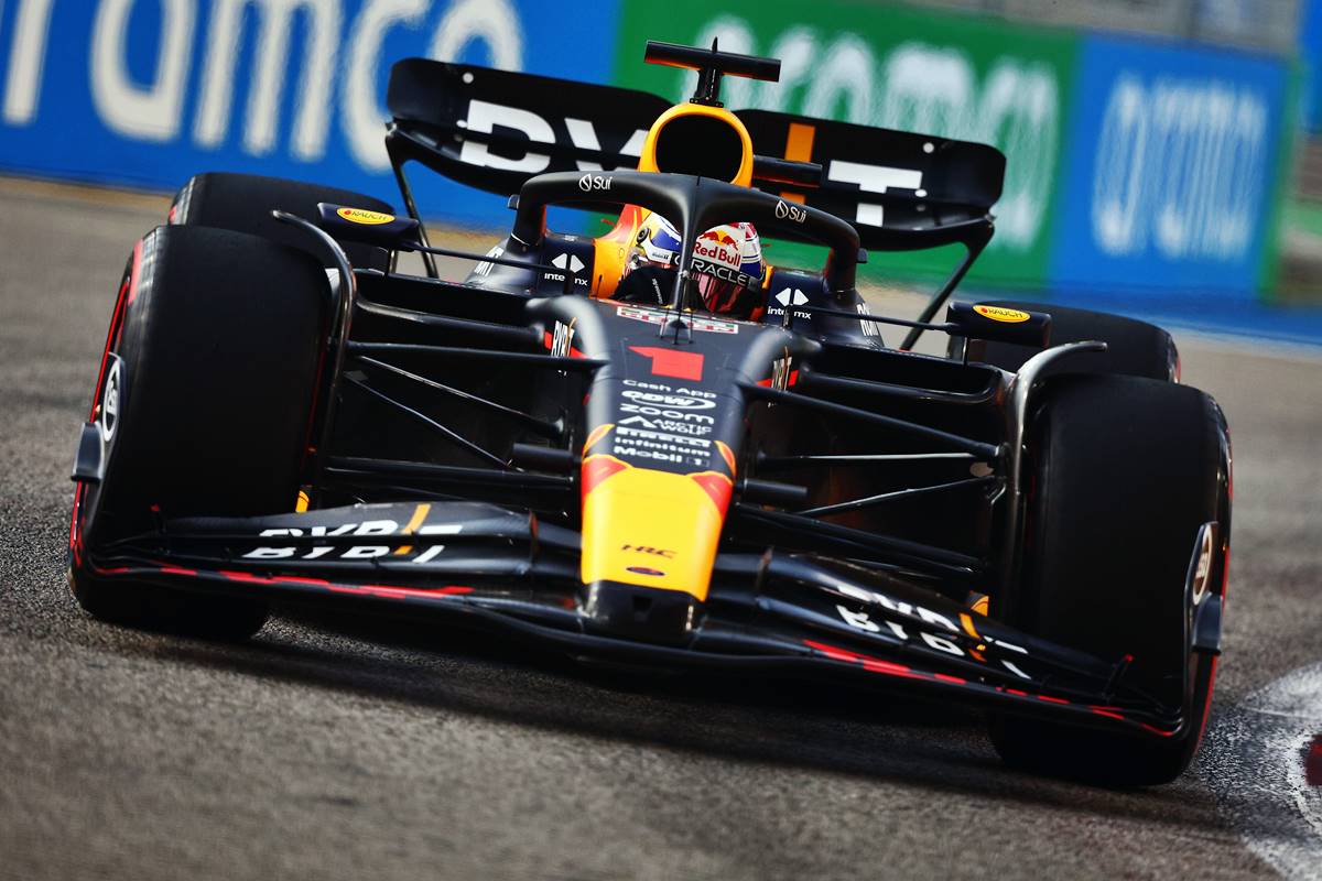 La FIA admite un grosero error que benefició a Max Verstappen 