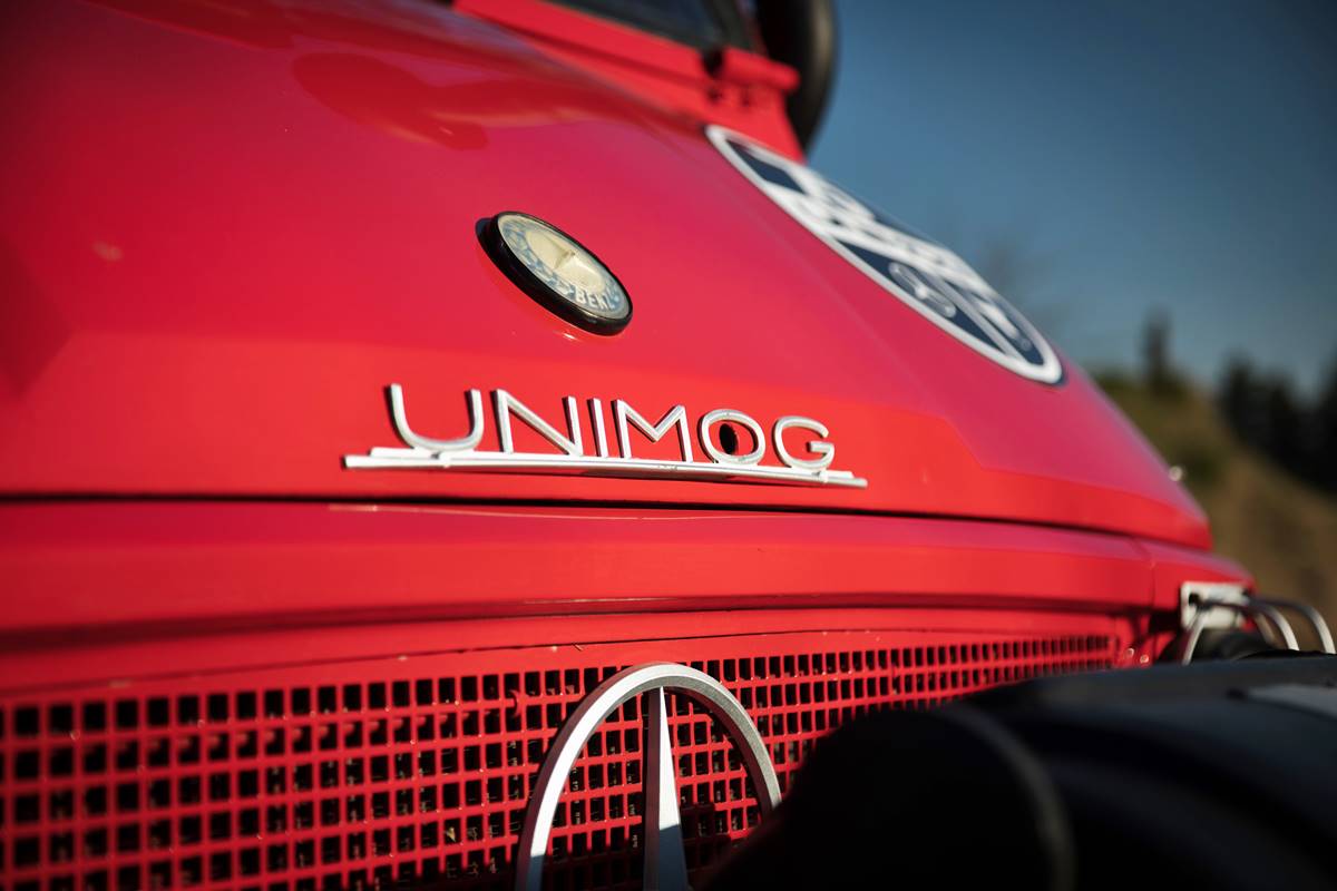Mercedes-Benz Unimog: Un icono de resistencia y versatilidad