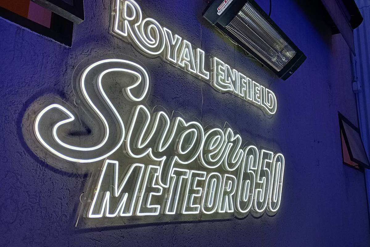 Royal Enfield Super Meteor 650 Lanzamiento
