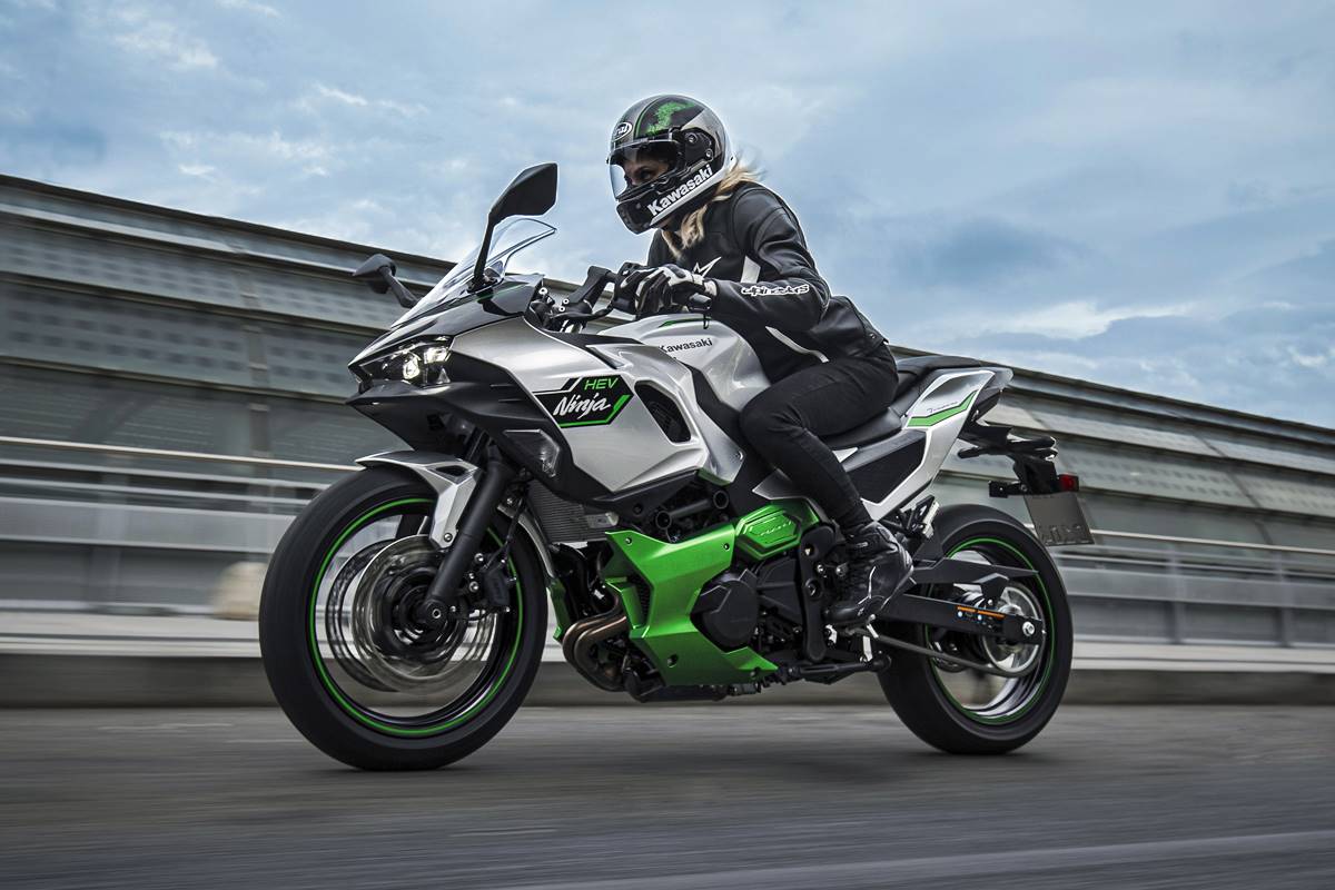 Kawasaki Ninja 7 Hybrid: Todos los detalles d la primera moto híbrida de producción