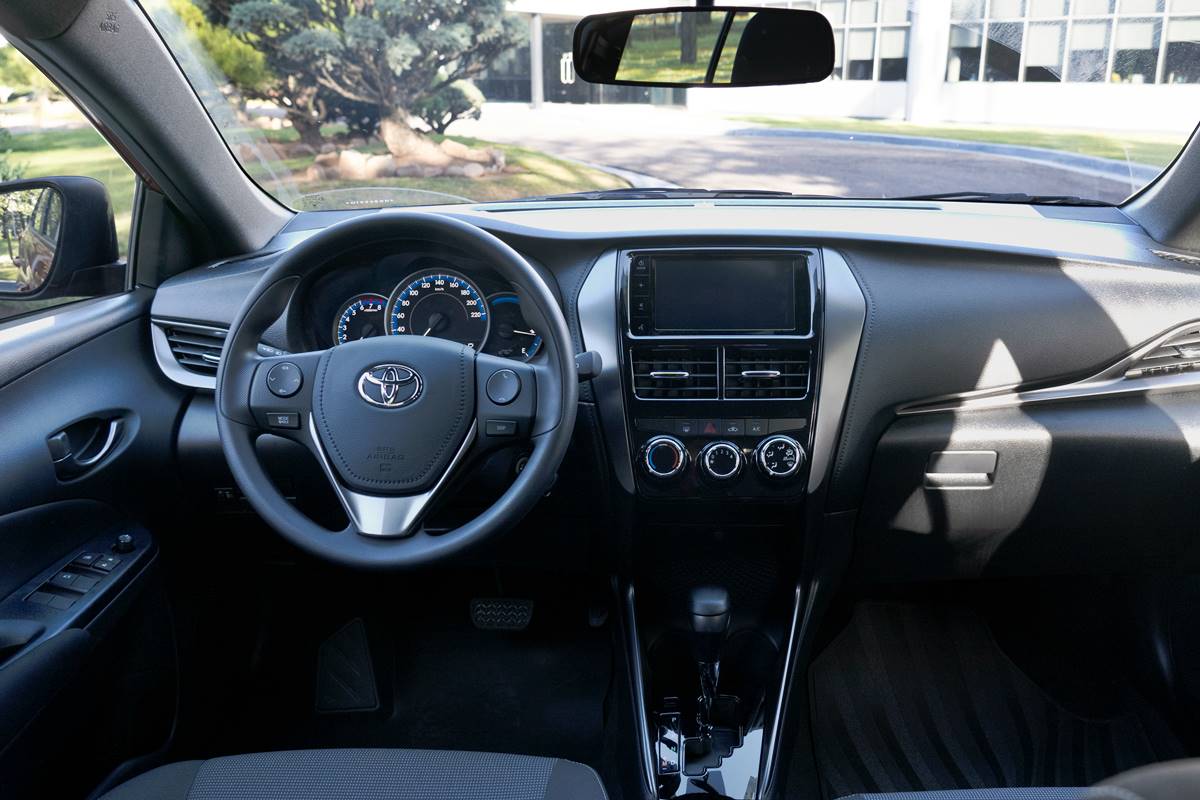 Toyota Yaris XS CVT: Más opciones para el mercado argentino