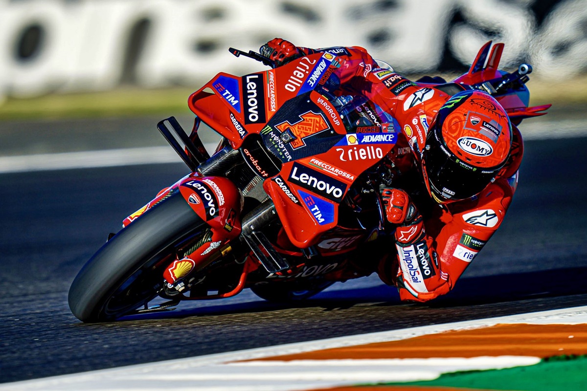 Francesco Bagnaia se corona bicampeón del MotoGP en Valencia