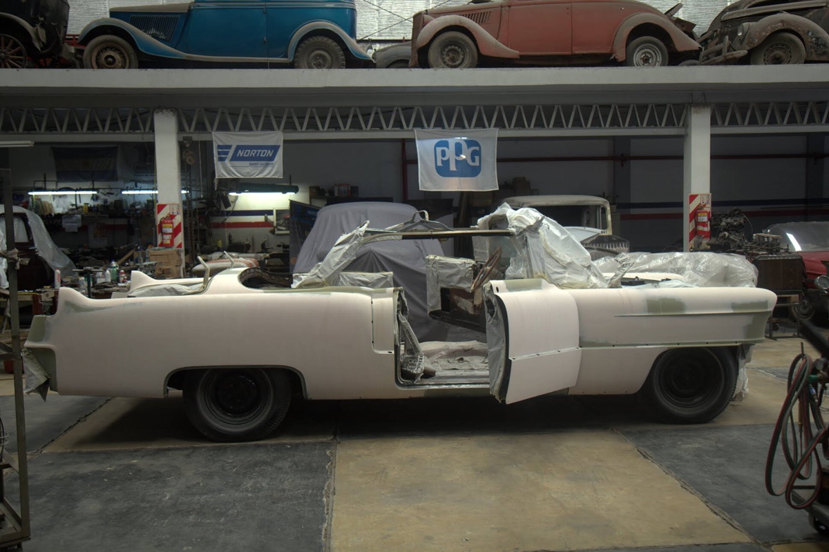 El Cadillac de Perón: El auto presidencial que espera por Javier Milei