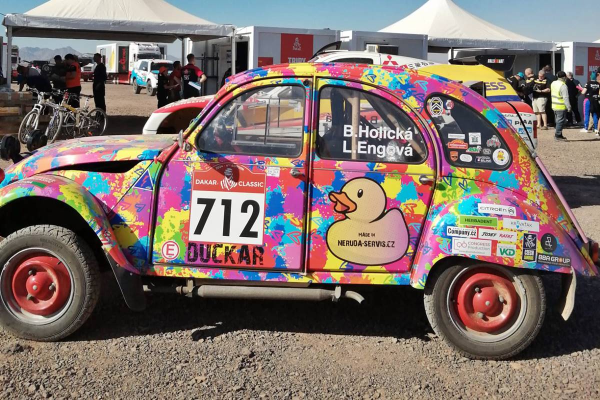 Duckar, el auto más pintoresco del Dakar Classic