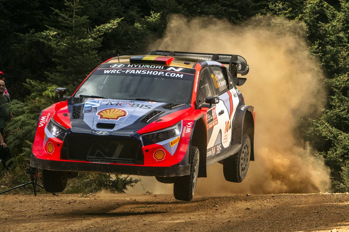 thierry neuville que le paso