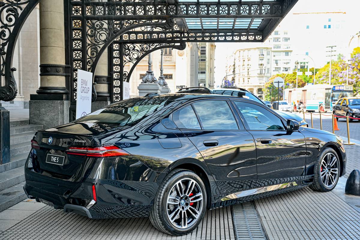 ¿Cuánto cuesta un BMW serie 5?