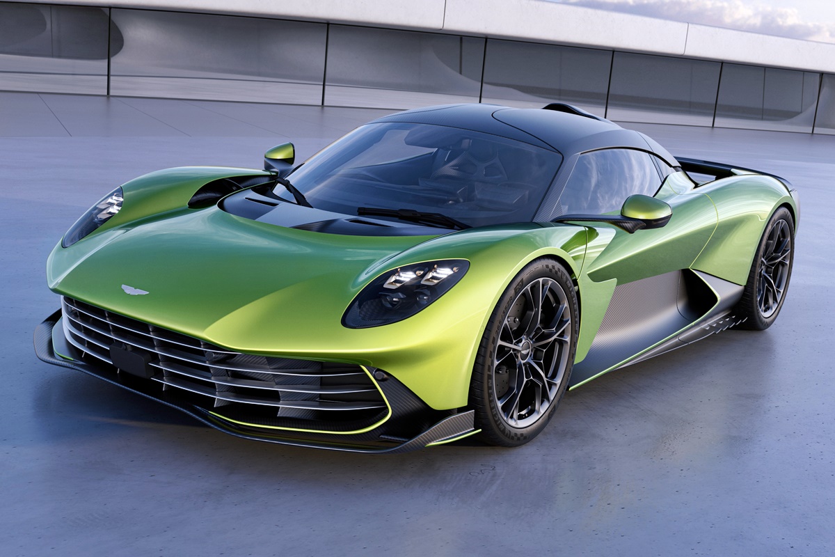 ¿Cuándo sale el Aston Martin Valhalla?