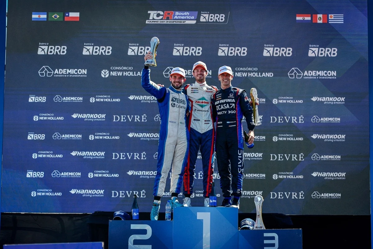 quien ganó las carreras del tcr south america en obera