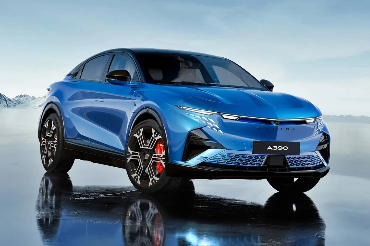 ¿Qué tamaño tiene el Alpine A390? 
