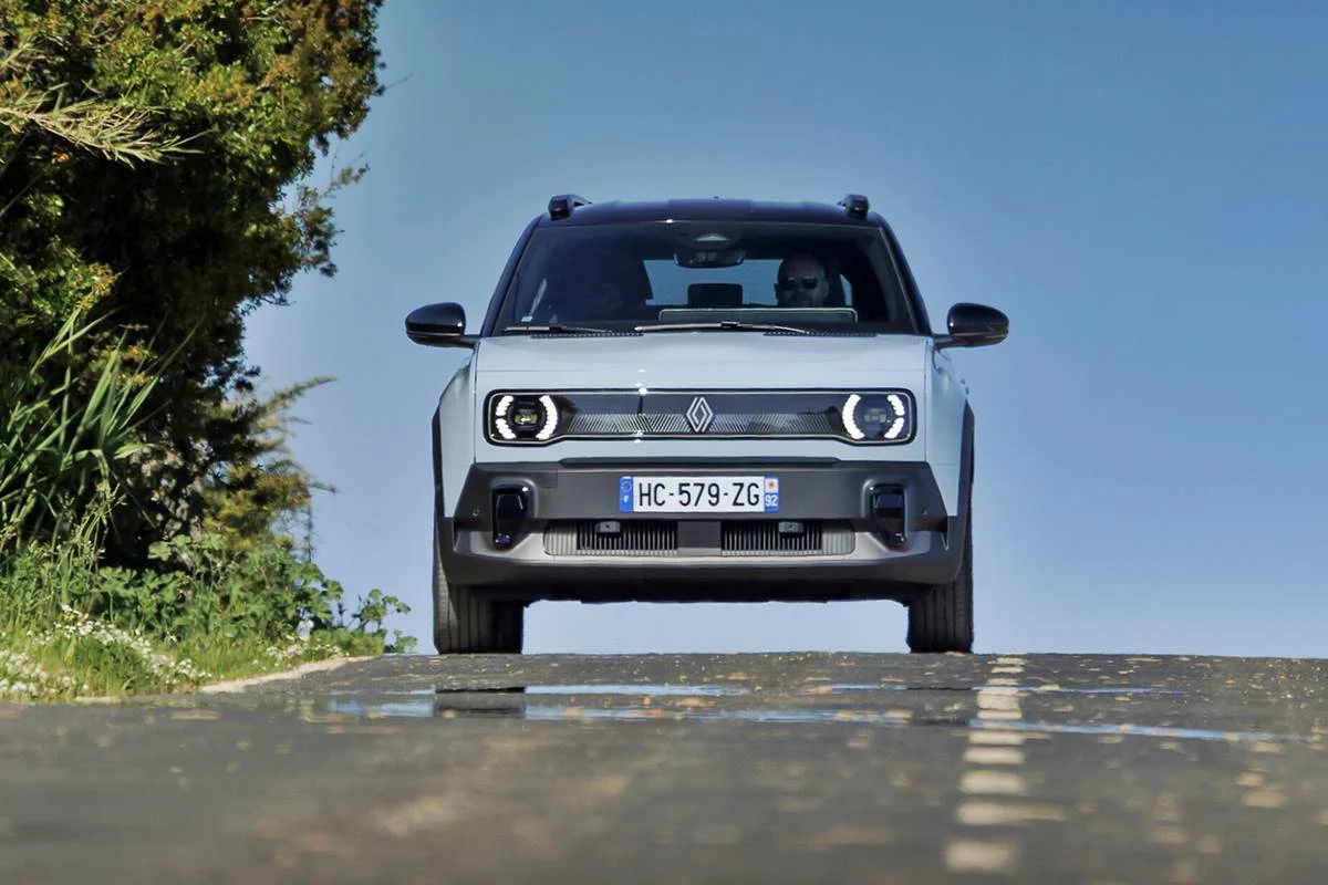 ¿Cuál es el consumo de energía del Renault 4 E-Tech? 