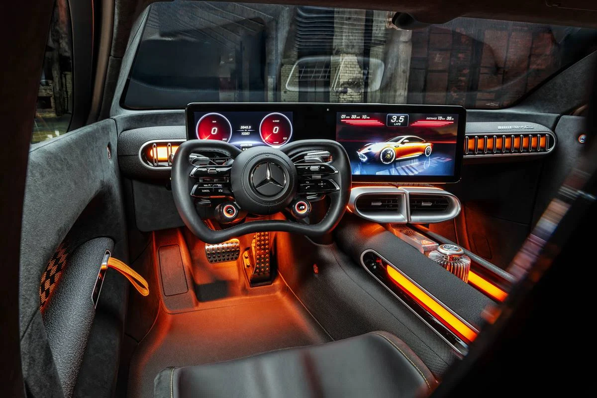 Mercedes-AMG Concept GT XX habitáculo