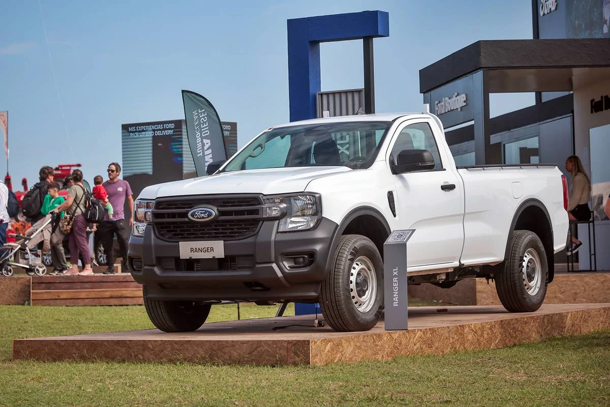 ford ranger cabina simple