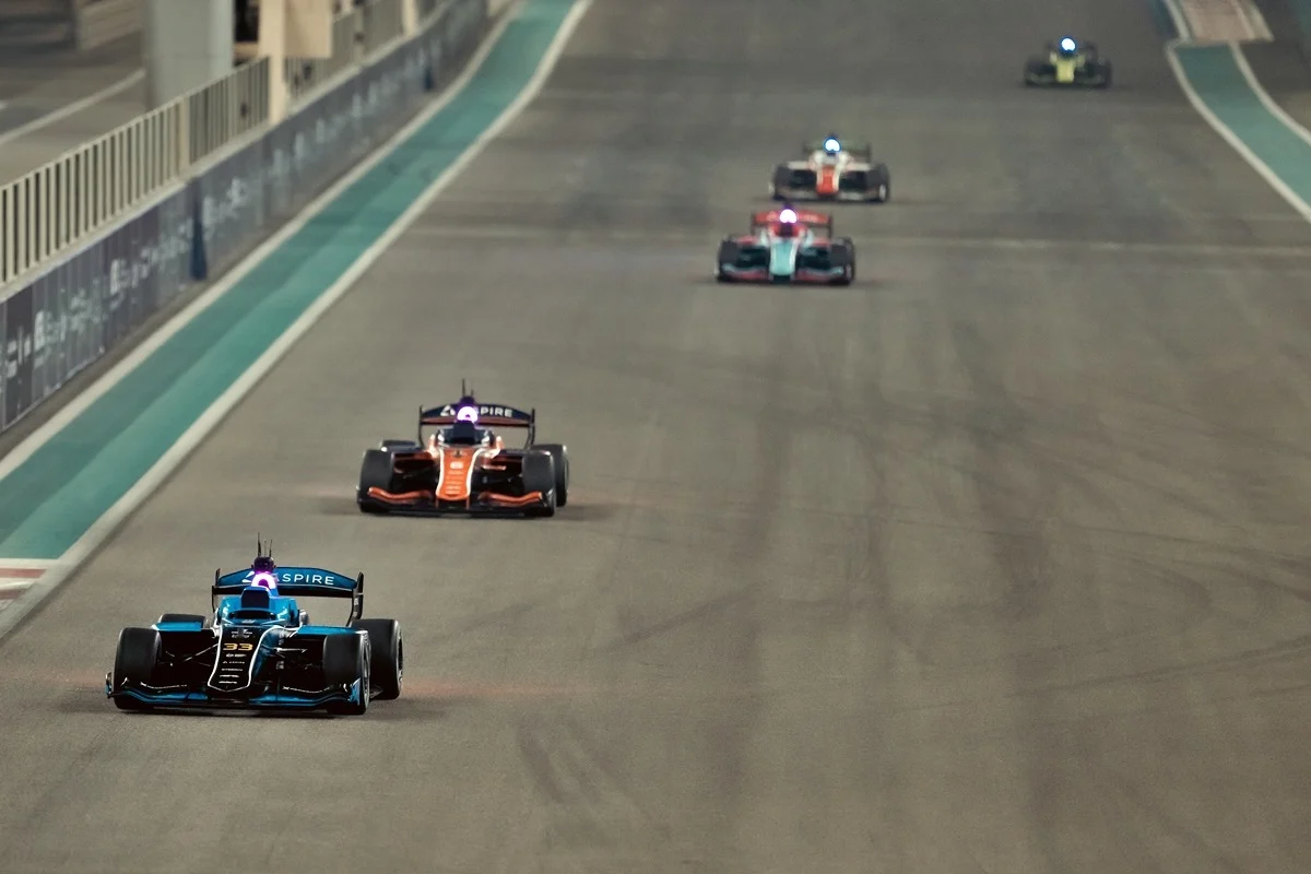 qué es Abu Dhabi Autonomous Racing League 