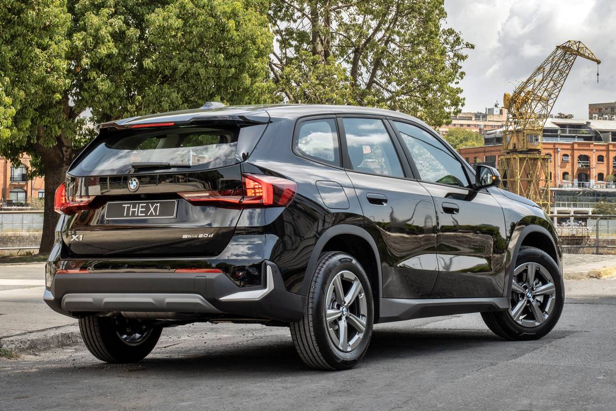 ¿Cuál es el precio del BMW X1 2026? 