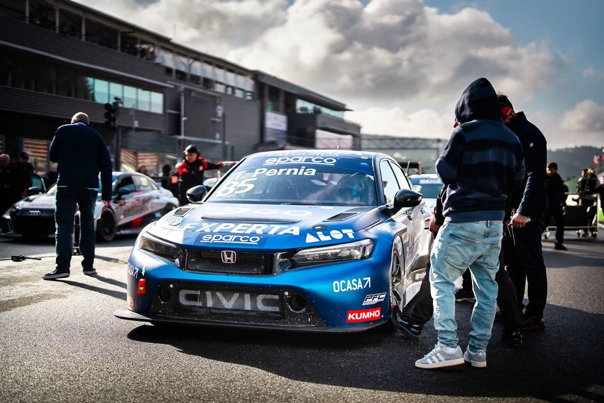 Leonel Pernía en Spa