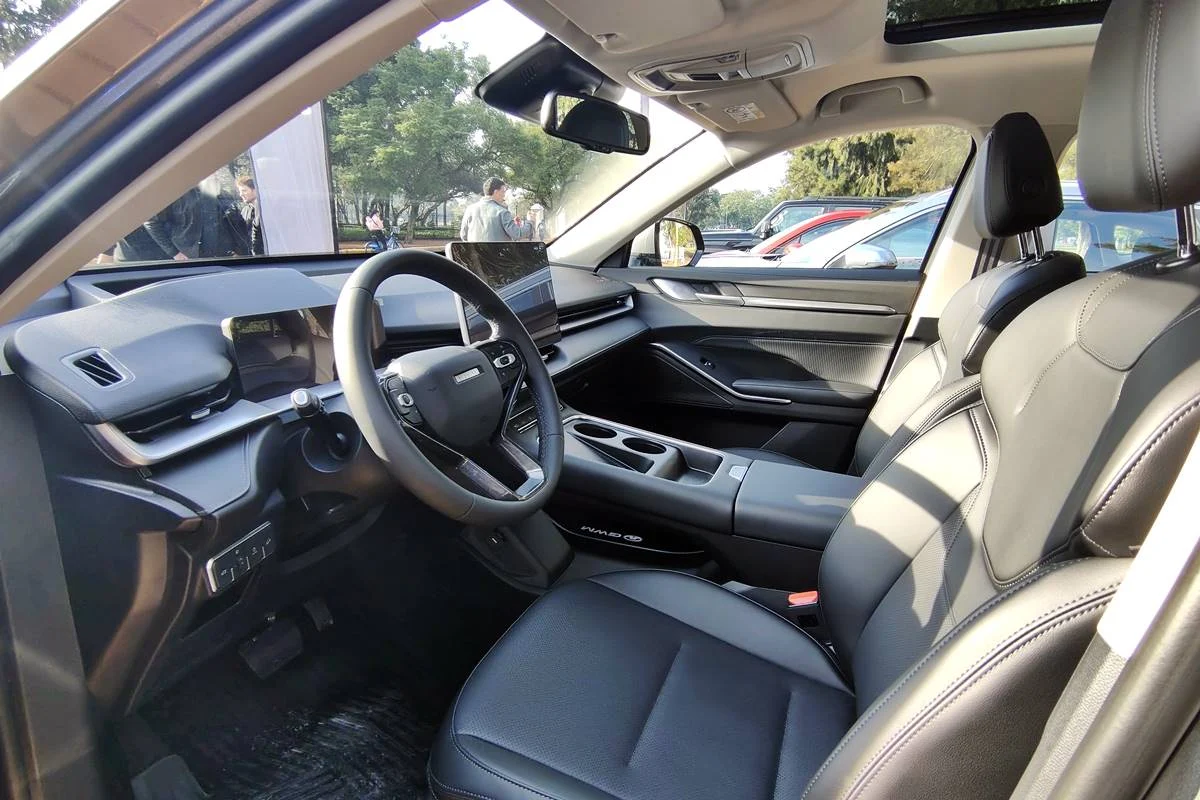 GWM Haval H6 PRO HEV interior