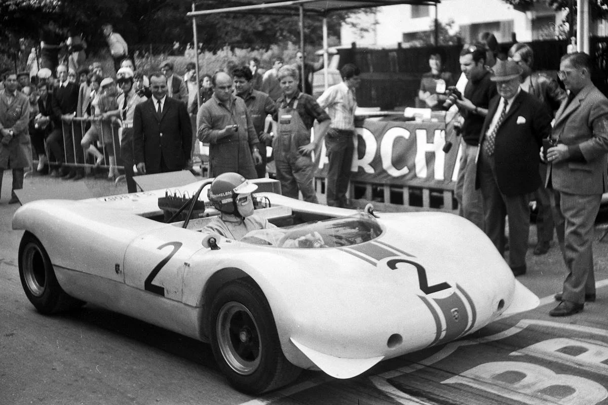Porsche 909 Bergspyder